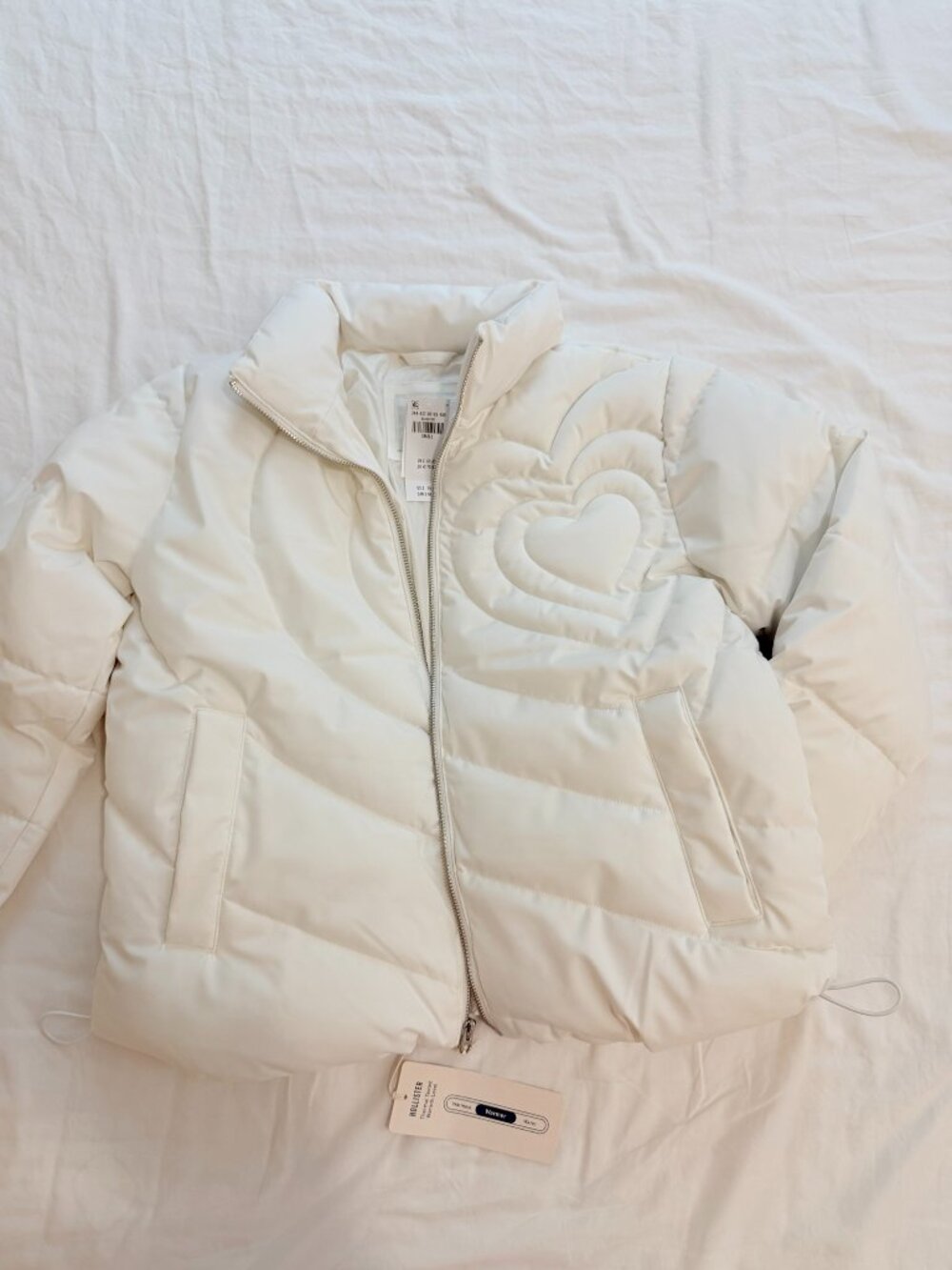 Hollister White Heart Puffer Jacket Quilted Zip Up Korean Style Coquette S NWT